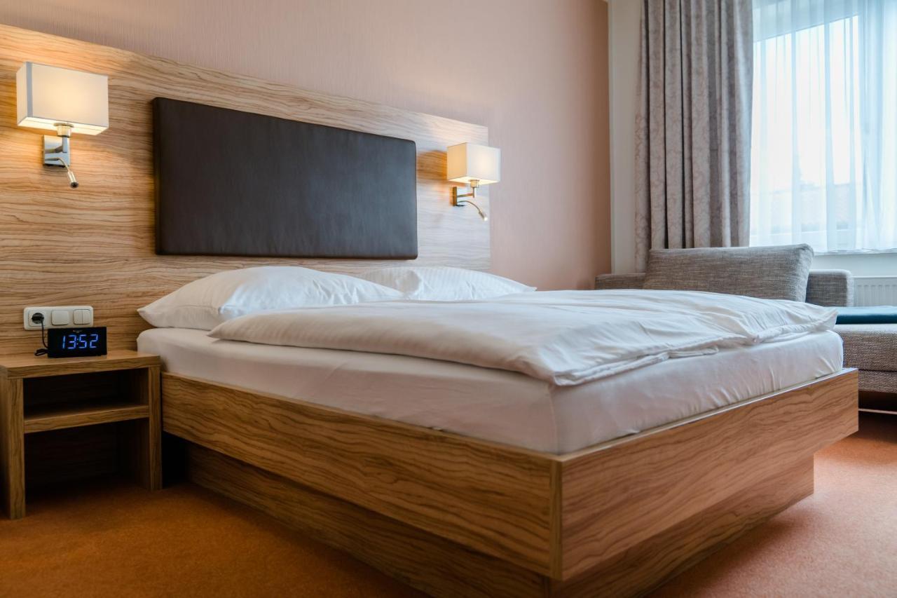 Hotel Falkenhagen Pritzwalk Eksteriør billede
