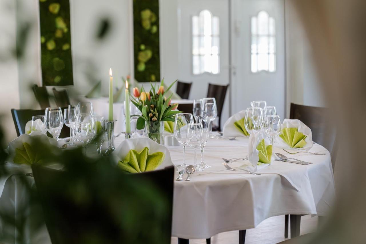 Hotel Falkenhagen Pritzwalk Eksteriør billede